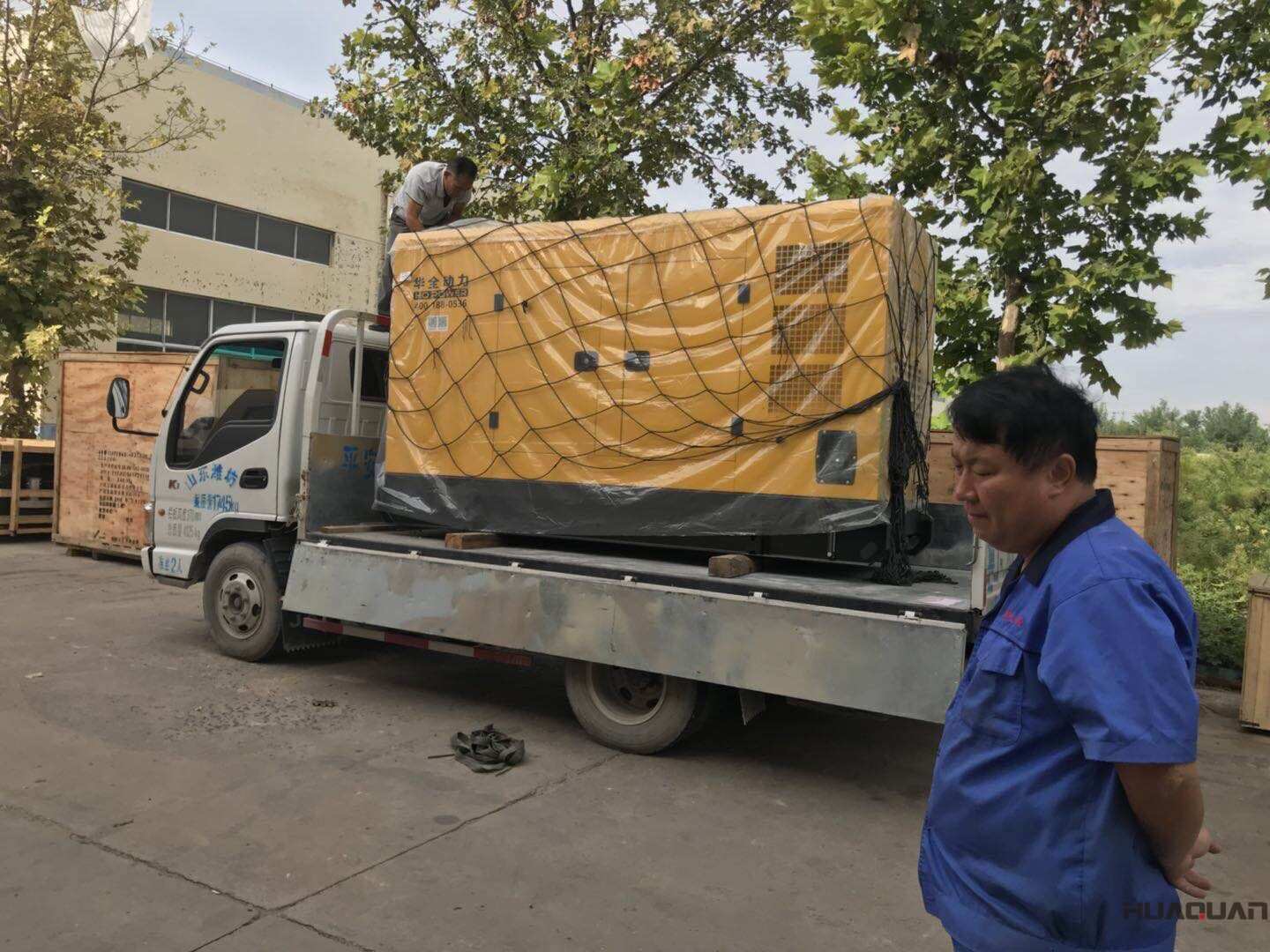 一臺30kw靜音箱型柴油發電機組于9月16日發往天津