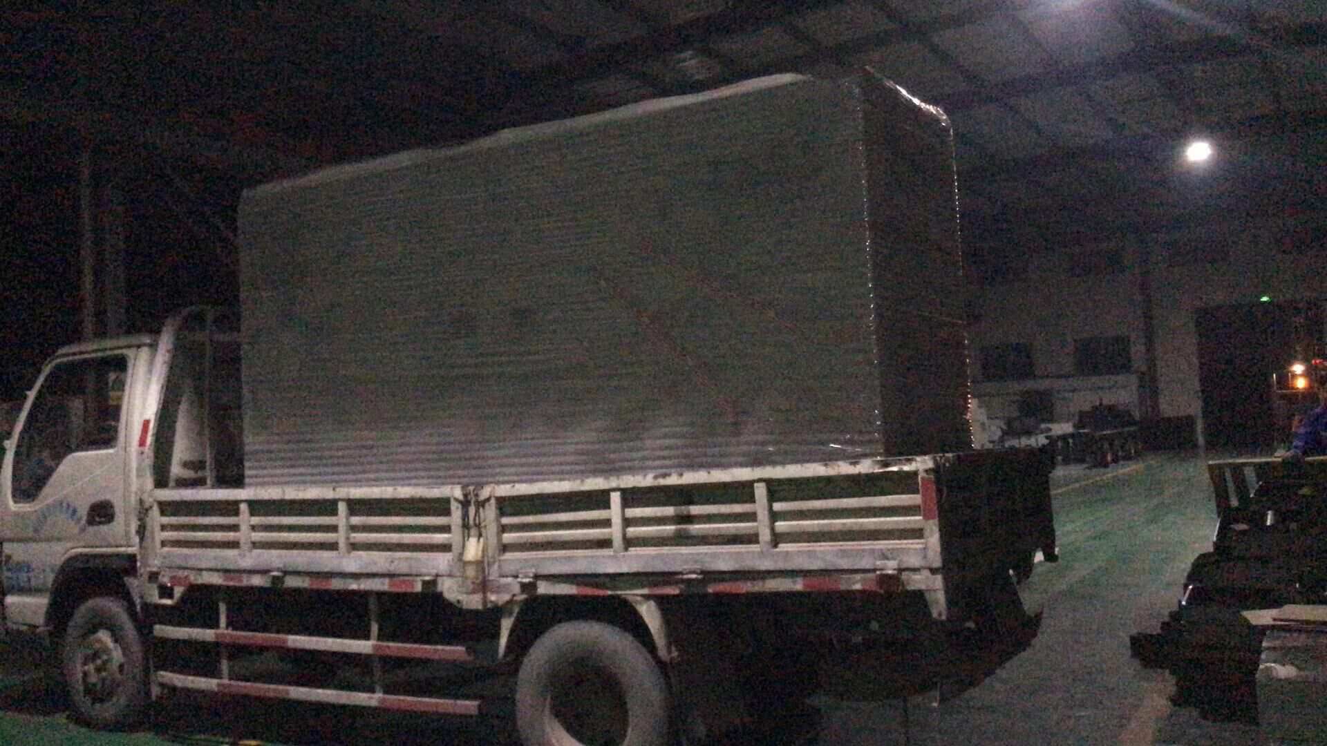 12月22日，皮先生從華全動力采購的100kw靜音箱柴油發電機組順利發往湖北省