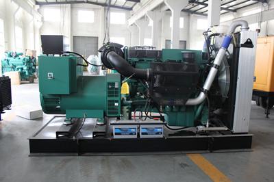 2月18日，王先生從華全動(dòng)力采購的標(biāo)配30kw思鉑睿發(fā)電機(jī)成功發(fā)往廣東省