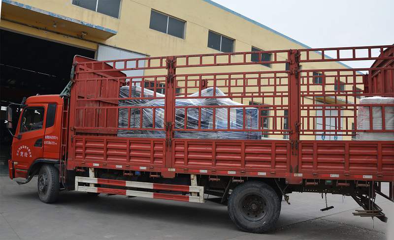 天氣陰沉，張先生從華全動(dòng)力采購的500kw靜音型發(fā)電機(jī)組于3月4日發(fā)往山東省